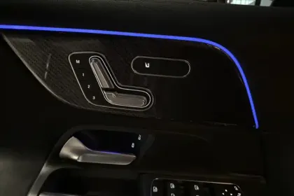 Photo 71 Mercedes GLA  250 e Hybrid EQ 8G-DCT