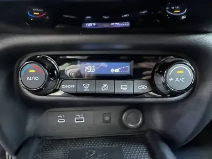 Photo 31 Nissan Juke  DIG-T 114