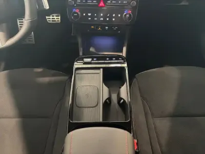 Photo 12 Hyundai Tucson  1.6 T-GDI 239 Hybrid BVA6