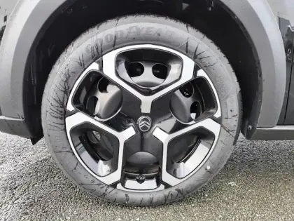 Photo 12 Citroën C3  Turbo 100 ch BVM6