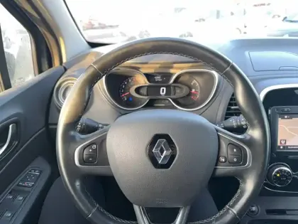 Photo 24 Renault Captur  TCe 90 Energy