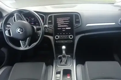 Photo 8 Renault Megane Mégane IV Berline Blue dCi 115 EDC