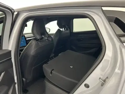 Photo 29 Renault Megane  E-Tech EV60 220 ch optimum charge