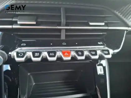 Photo 95 Peugeot 2008  Hybrid 110 e-DCS6