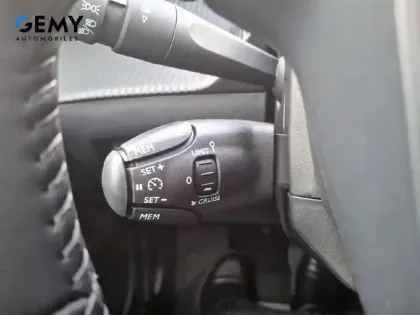 Photo 94 Peugeot 2008  Hybrid 110 e-DCS6