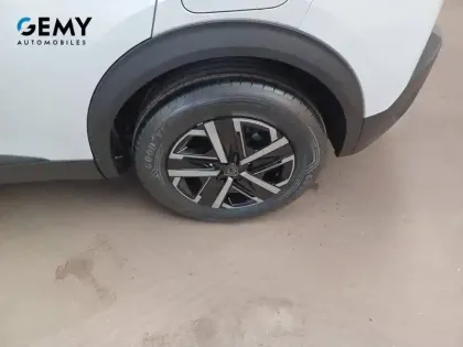 Photo 27 Peugeot 2008  Hybrid 110 e-DCS6