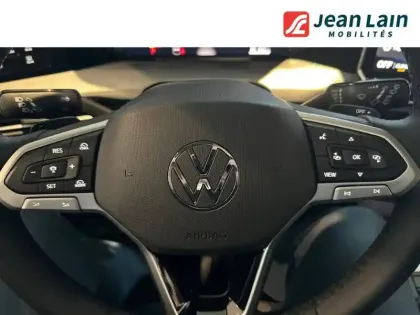 Photo 11 Volkswagen Golf  1.5 eTSI EVO2 150 DSG7