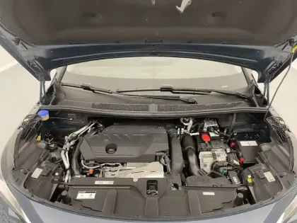 Photo 84 Peugeot 3008  Hybrid 225 e-EAT8