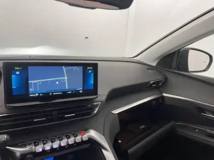 Photo 91 Peugeot 3008  Hybrid 225 e-EAT8