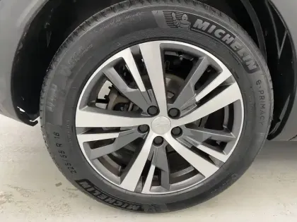 Photo 18 Peugeot 3008  Hybrid 225 e-EAT8