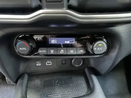 Photo 96 Nissan Juke  DIG-T 114