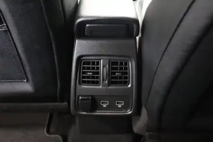 Photo 56 Renault Captur  TCe 100