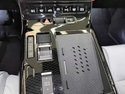 Photo 13 Citroën C5 aircross  Hybride 145 e-DCS6