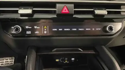 Photo 18 Kia Sportage  Hybride 239 ch BVA6