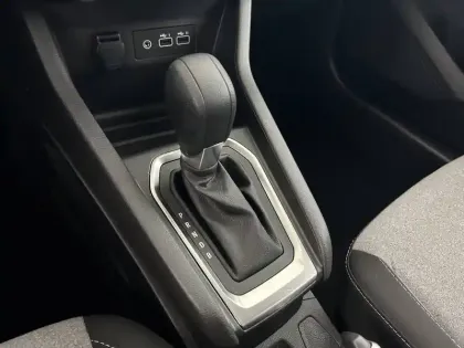 Photo 12 Renault Clio  E-Tech full hybrid 145 ch GSR2