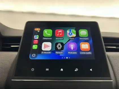 Photo 19 Renault Clio  E-Tech full hybrid 145 ch GSR2