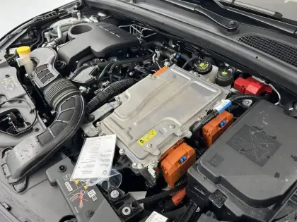 Photo 75 Renault Clio  E-Tech full hybrid 145 ch GSR2
