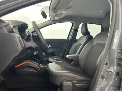 Photo 17 Dacia Duster  TCe 150 FAP 4x2 EDC