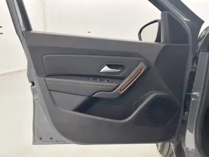 Photo 19 Dacia Duster  TCe 150 FAP 4x2 EDC