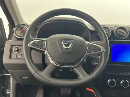 Photo 23 Dacia Duster  TCe 150 FAP 4x2 EDC