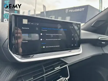 Photo 25 Peugeot 2008  Electrique 54 kWh 156 ch