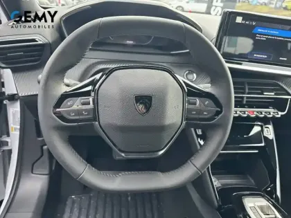 Photo 15 Peugeot 2008  Electrique 54 kWh 156 ch