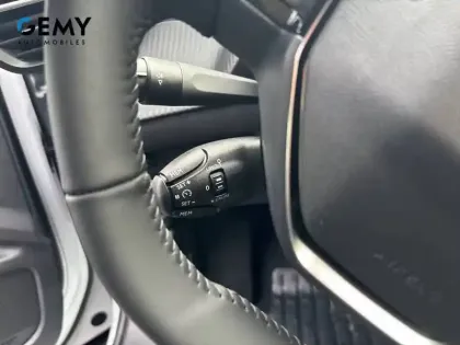 Photo 14 Peugeot 2008  Electrique 54 kWh 156 ch