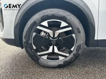 Photo 10 Peugeot 2008  Electrique 54 kWh 156 ch