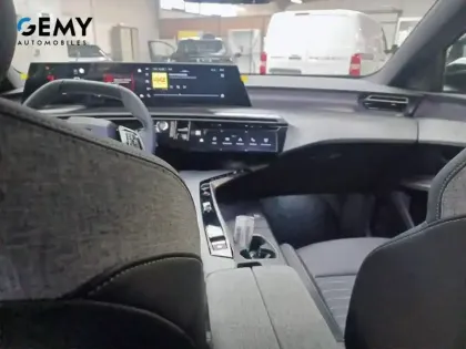 Photo 7 Peugeot 5008  Hybrid 145 - e DCS 6