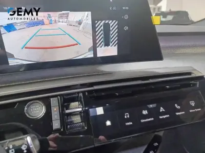 Photo 14 Peugeot 5008  Hybrid 145 - e DCS 6