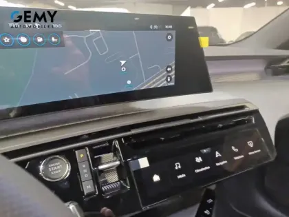 Photo 13 Peugeot 5008  Hybrid 145 - e DCS 6