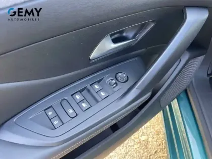 Photo 11 Peugeot 308  SW PureTech 130ch S&S EAT8