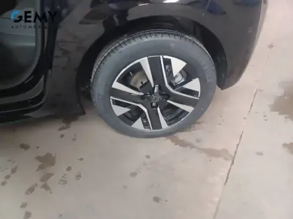 Photo 10 Peugeot 208  Hybrid 110 e-DCS6