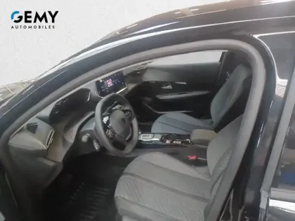 Photo 44 Peugeot 208  Hybrid 110 e-DCS6