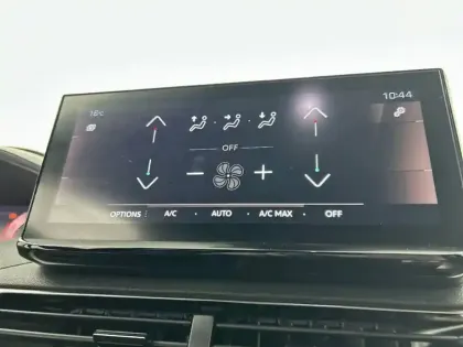 Photo 97 Peugeot 3008  PureTech 130ch S&S EAT8