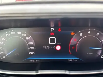 Photo 45 Peugeot 3008  PureTech 130ch S&S EAT8