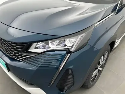 Photo 90 Peugeot 3008  PureTech 130ch S&S EAT8