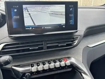 Photo 46 Peugeot 3008  PureTech 130ch S&S EAT8