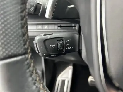 Photo 94 Peugeot 3008  PureTech 130ch S&S EAT8