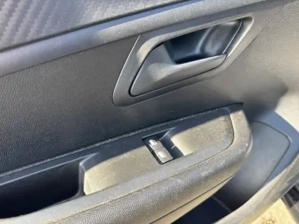 Photo 54 Peugeot 208  PureTech 75 S&S BVM5