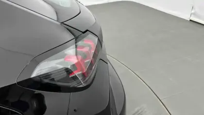 Photo 82 Peugeot 208  PureTech 75 S&S BVM5