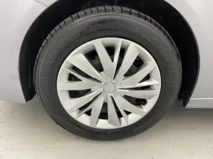 Photo 16 Peugeot 208  PureTech 75 S&S BVM5