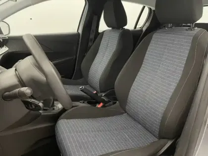 Photo 13 Peugeot 208  PureTech 75 S&S BVM5