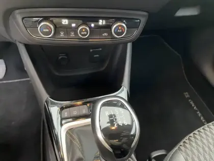 Photo 24 Opel Crossland X  1.2 Turbo 110 ch