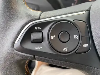 Photo 43 Opel Crossland X  1.2 Turbo 110 ch