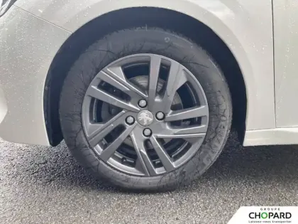 Photo 11 Peugeot 208  PureTech 100 S&S BVM6