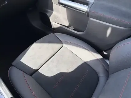 Photo 44 Mercedes GLA  200 d 8G-DCT