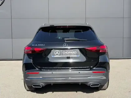 Photo 57 Mercedes GLA  200 d 8G-DCT