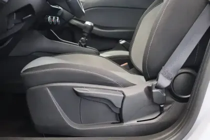 Photo 12 Renault Clio  TCe 90