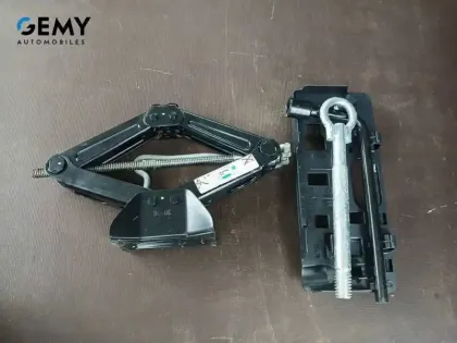 Photo 67 Peugeot Partner  FOURGON STANDARD 650 KG BLUEHDI 75 BVM5